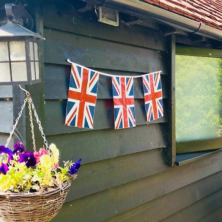 The Cow Hide Bed & Breakfast Arundel Dış mekan fotoğraf